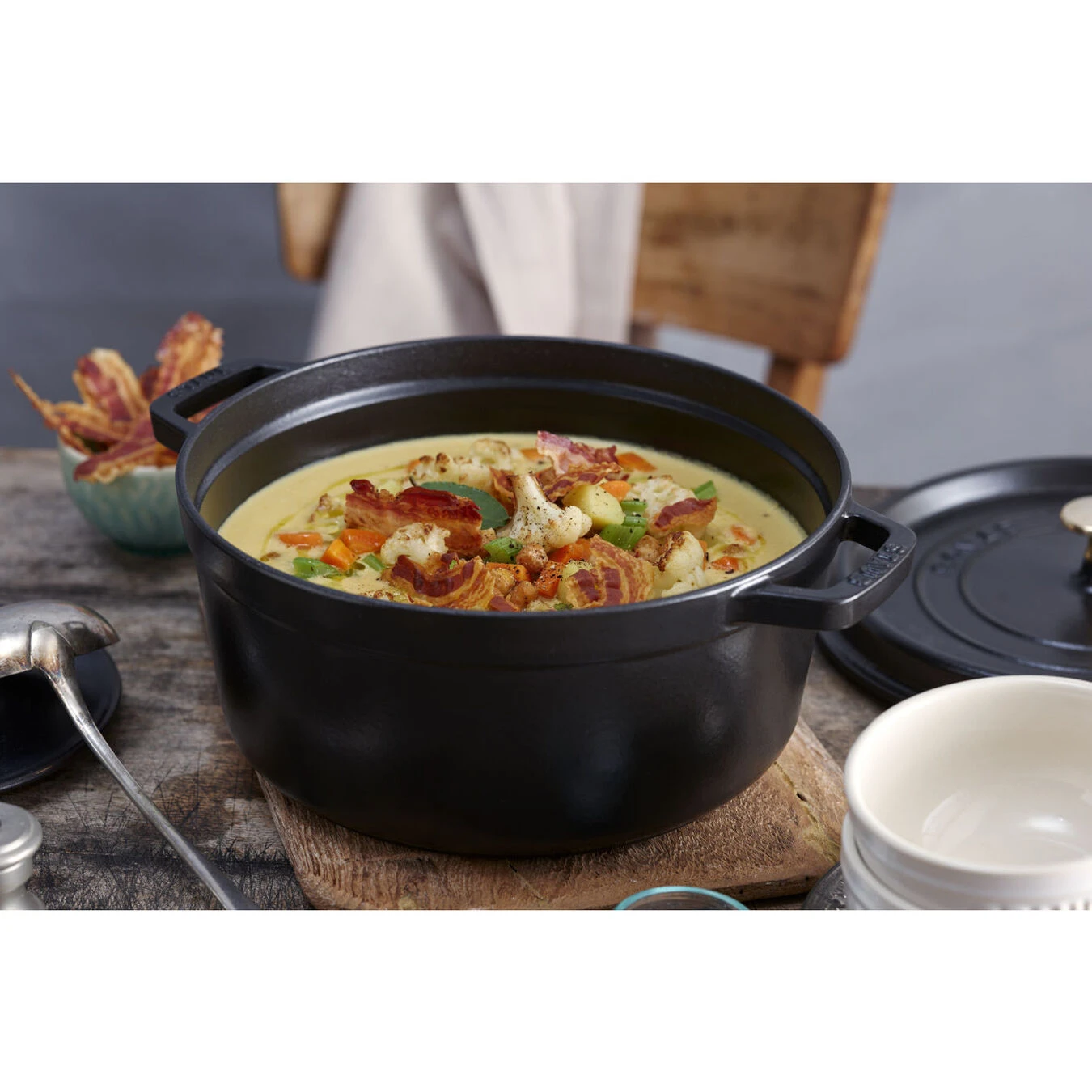 Staub Gietijzeren Braadpan 28 Cm / 6,75 L, Rond, Zwart - Afbeelding 6