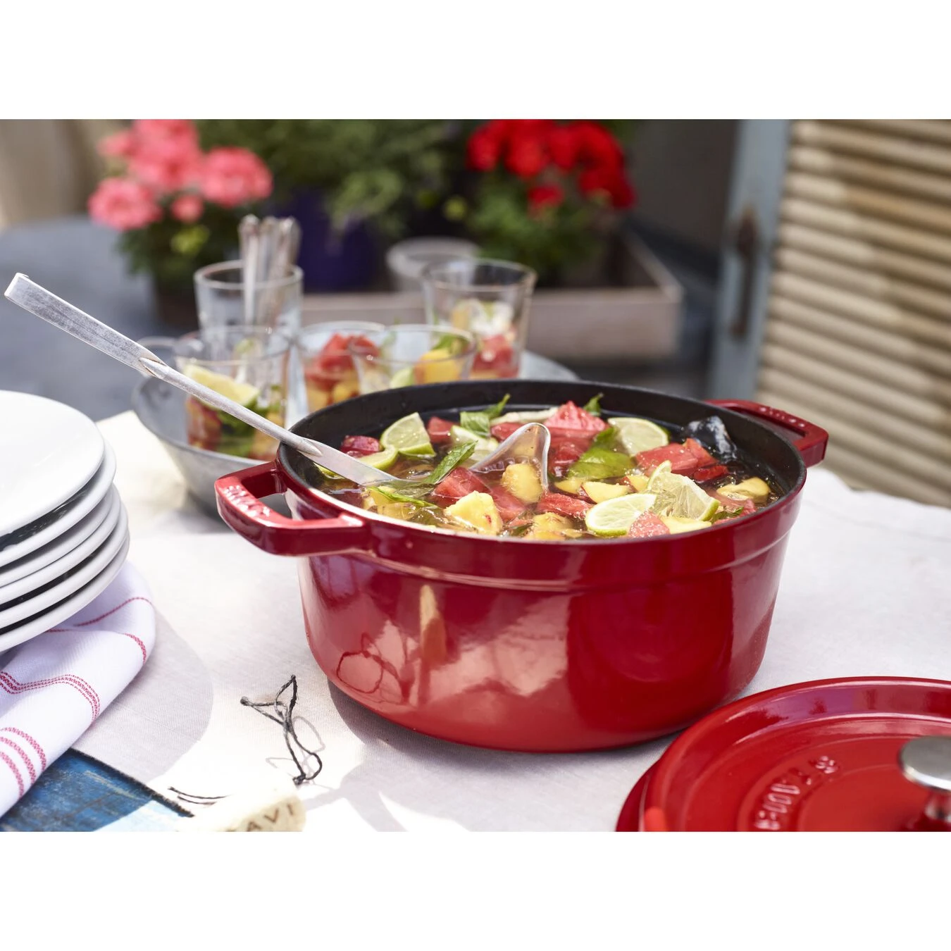 Staub Gietijzeren Braadpan 24 Cm / 3,8 L, Rond, Kersenrood - Afbeelding 6